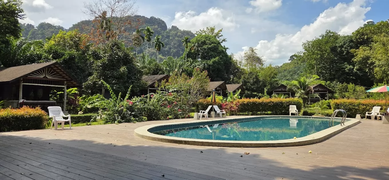 Mega 3 - Overnight Khao Sok & Cheow Lan Lake Journey