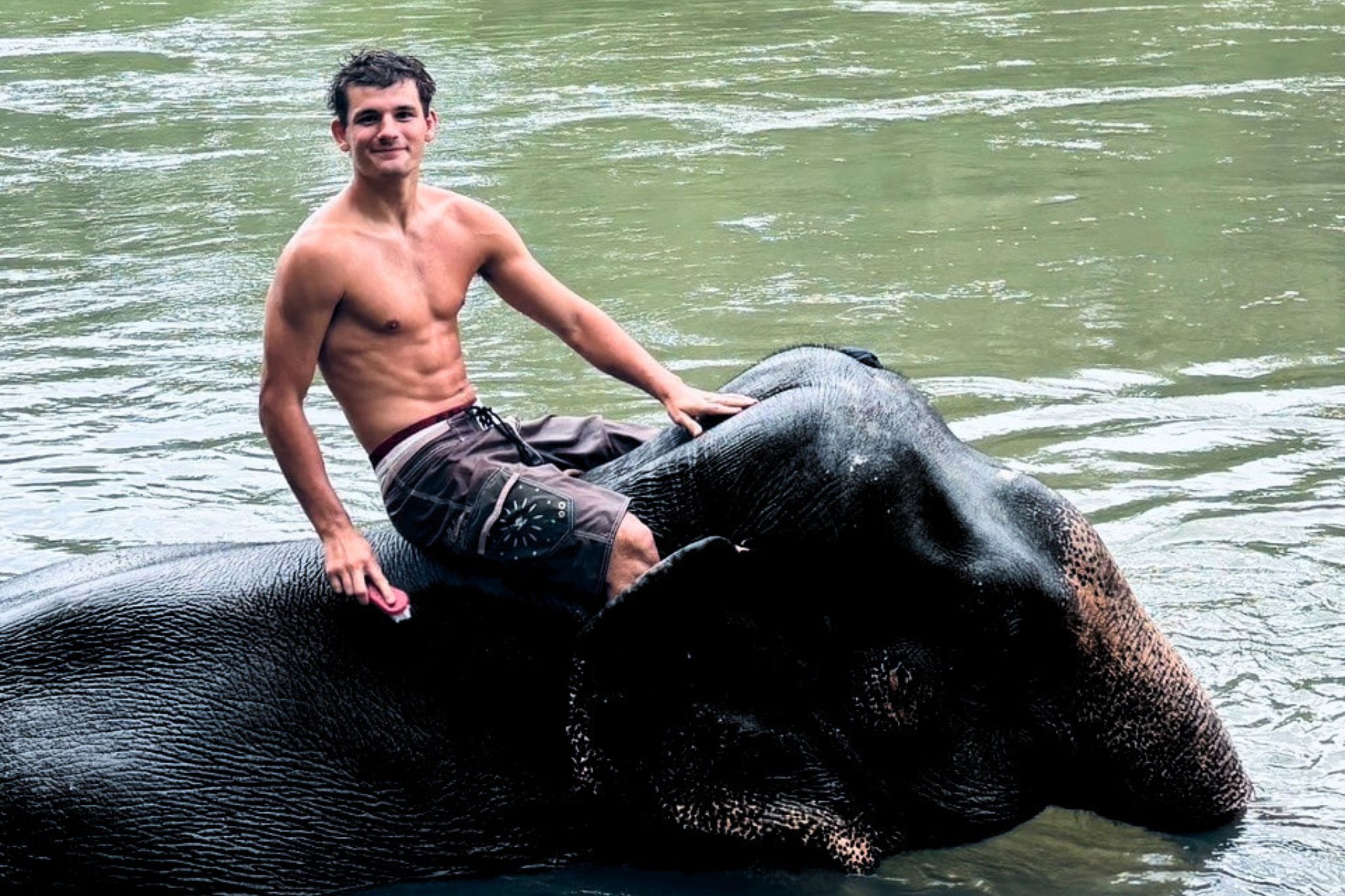 Mega 1 - Khao Sok & Cheow Lan Lake
