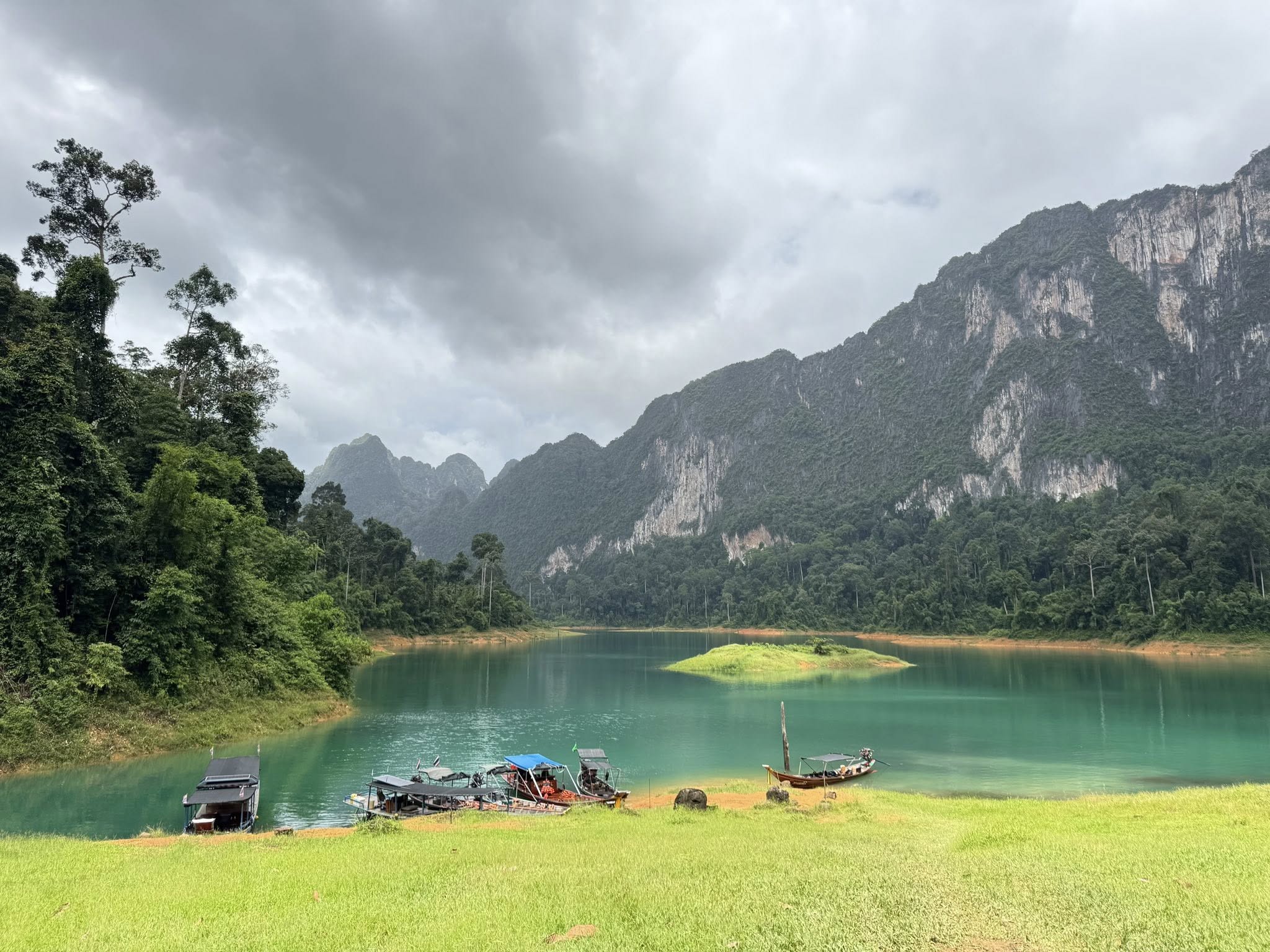 Mega 5 - 3 Days 2 Nights For 2 People Khao Sok & Cheow Lan Lake Explorer