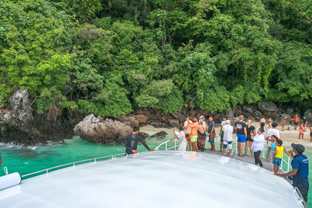 Phi Phi Island & Bamboo Island - Speed Catamaran - SWN