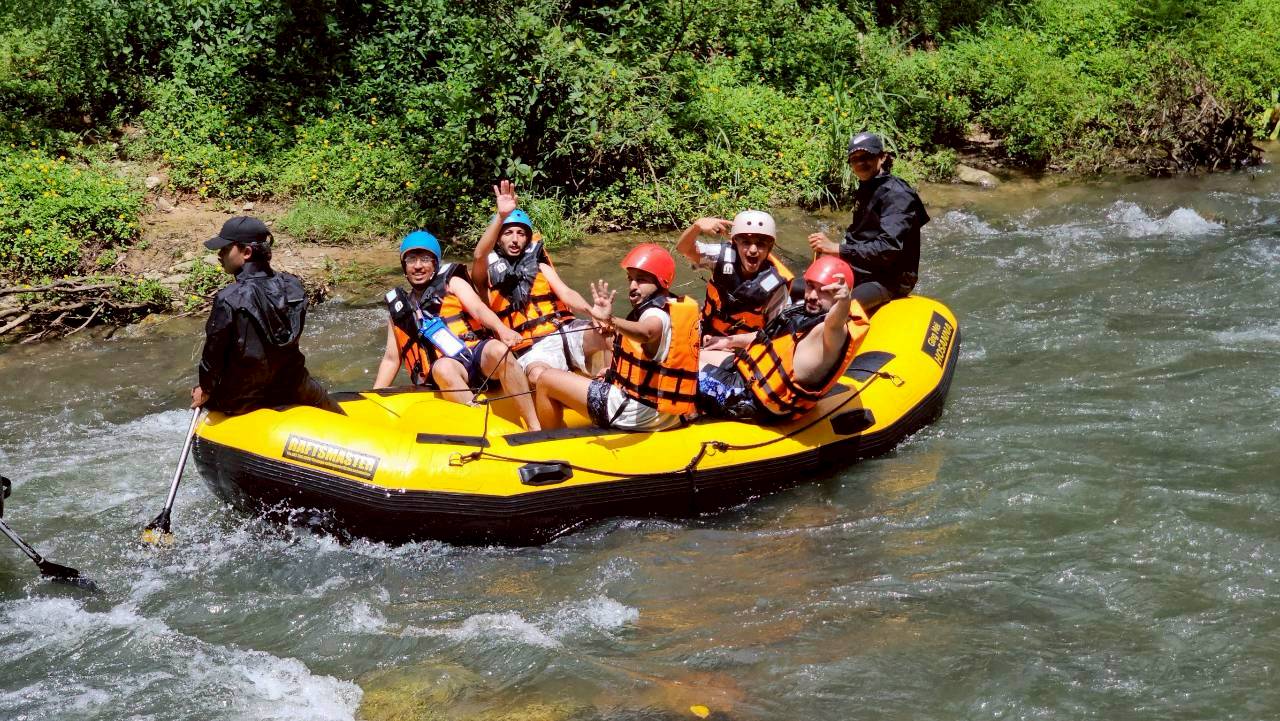 Thipthara Rafting Program 3