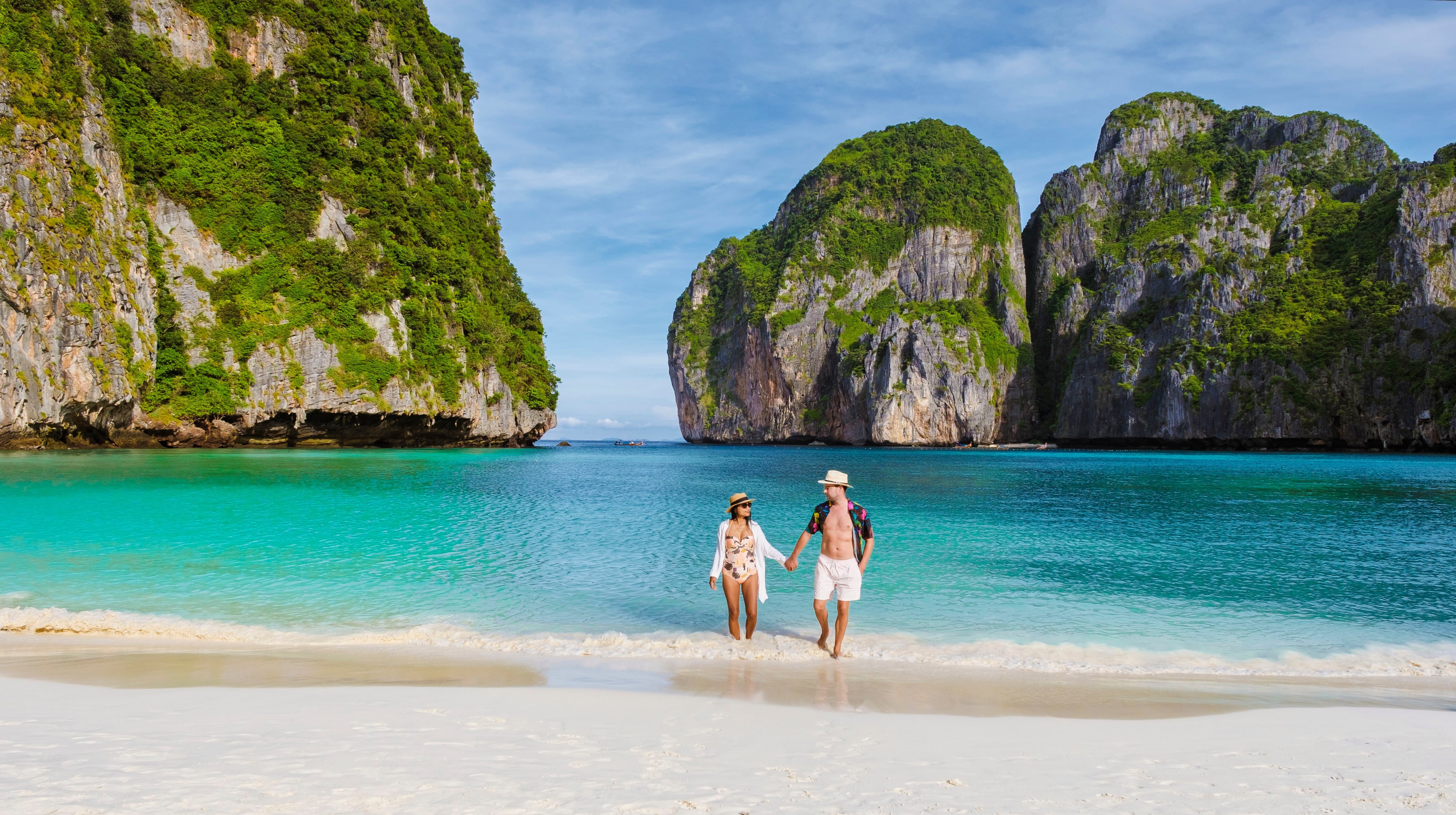 Phi Phi - Maya - Bamboo - Khai - Maiton Sunset (5 Islands) By Luxury Speed Catamaran
