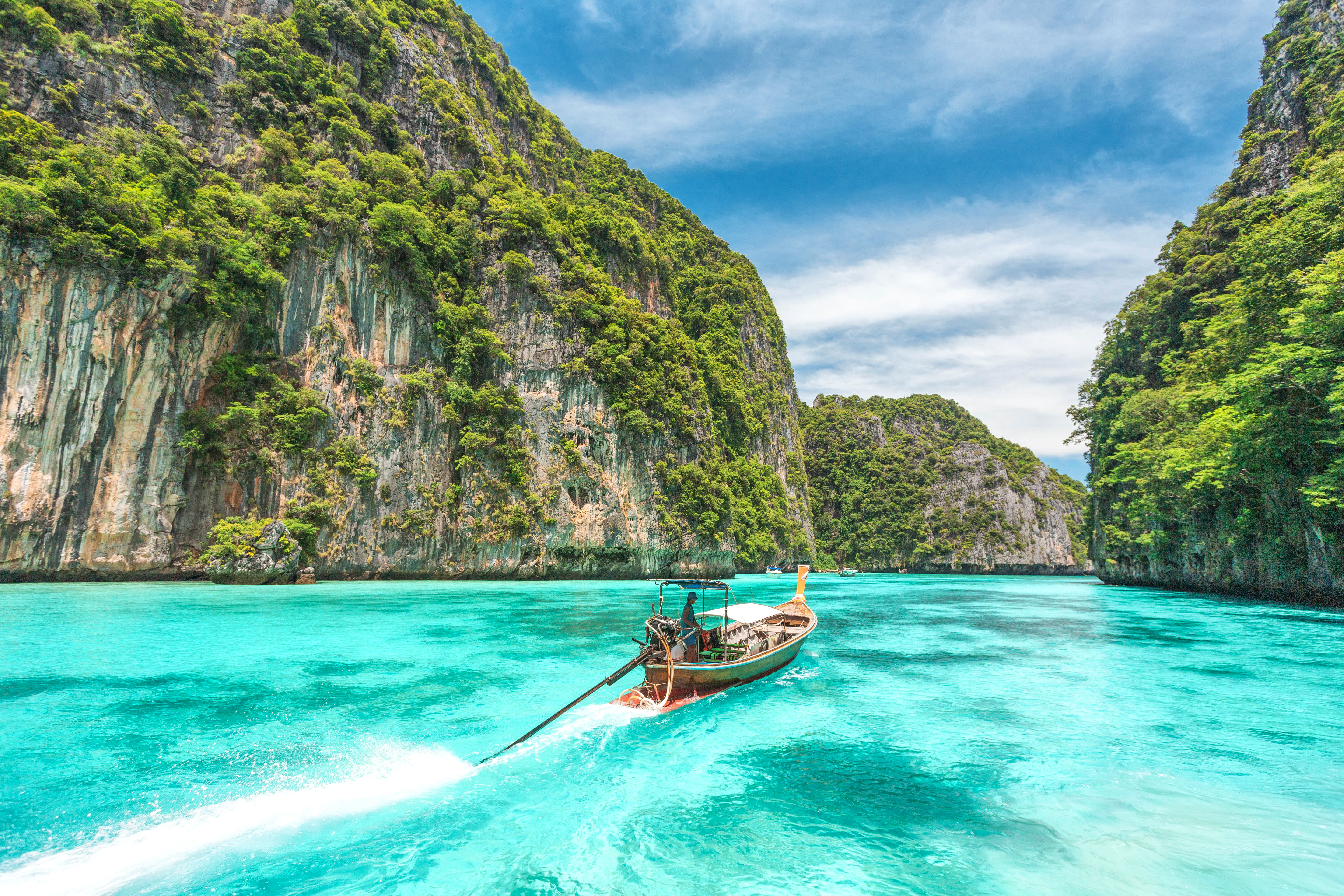 LAZY Phi Phi - Khai Island By Speed Catamaran - SS