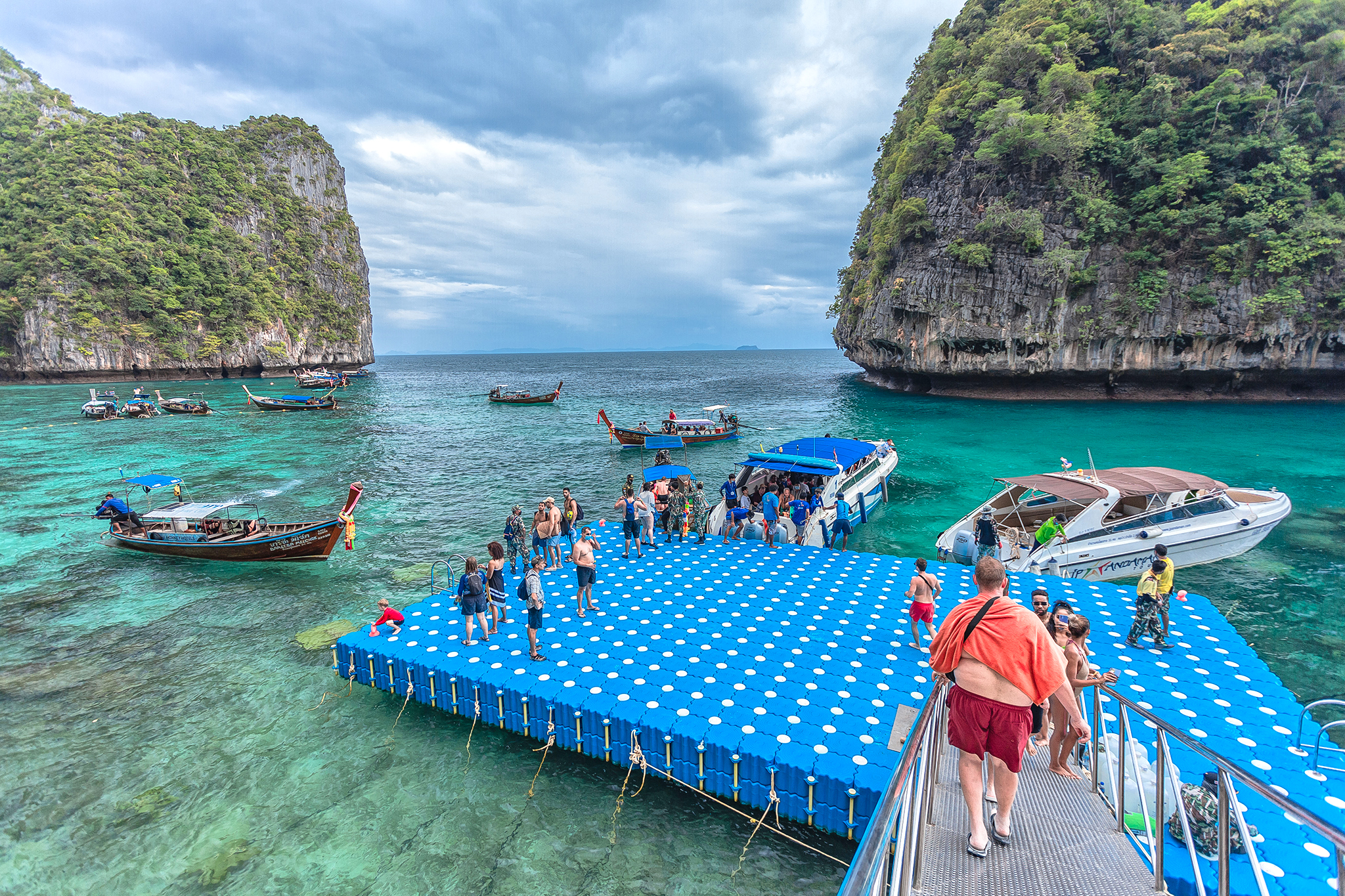 LAZY Phi Phi - Khai Island By Speed Catamaran - SS