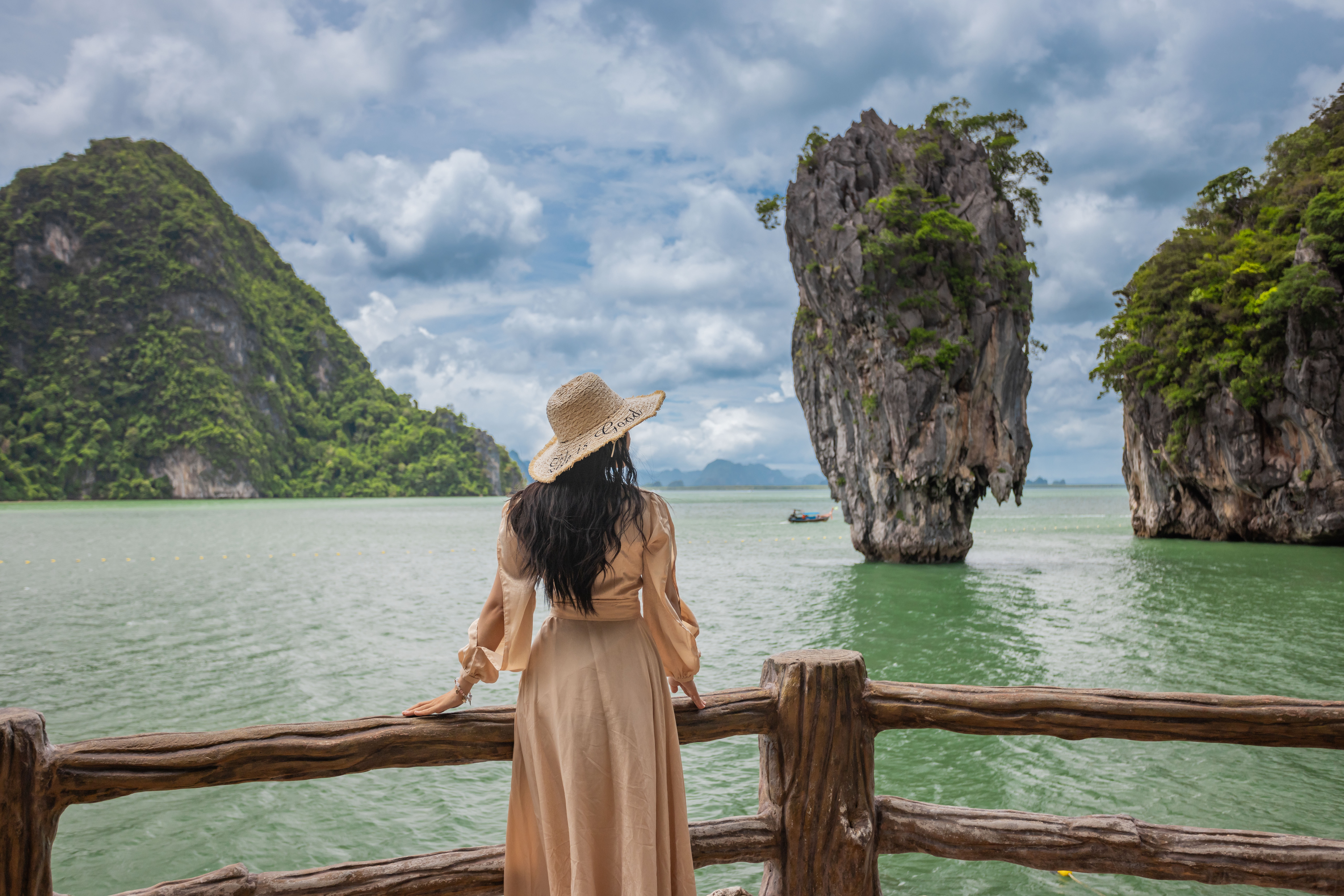 Phi Phi - James Bond Islands By Speed Boat - SWN