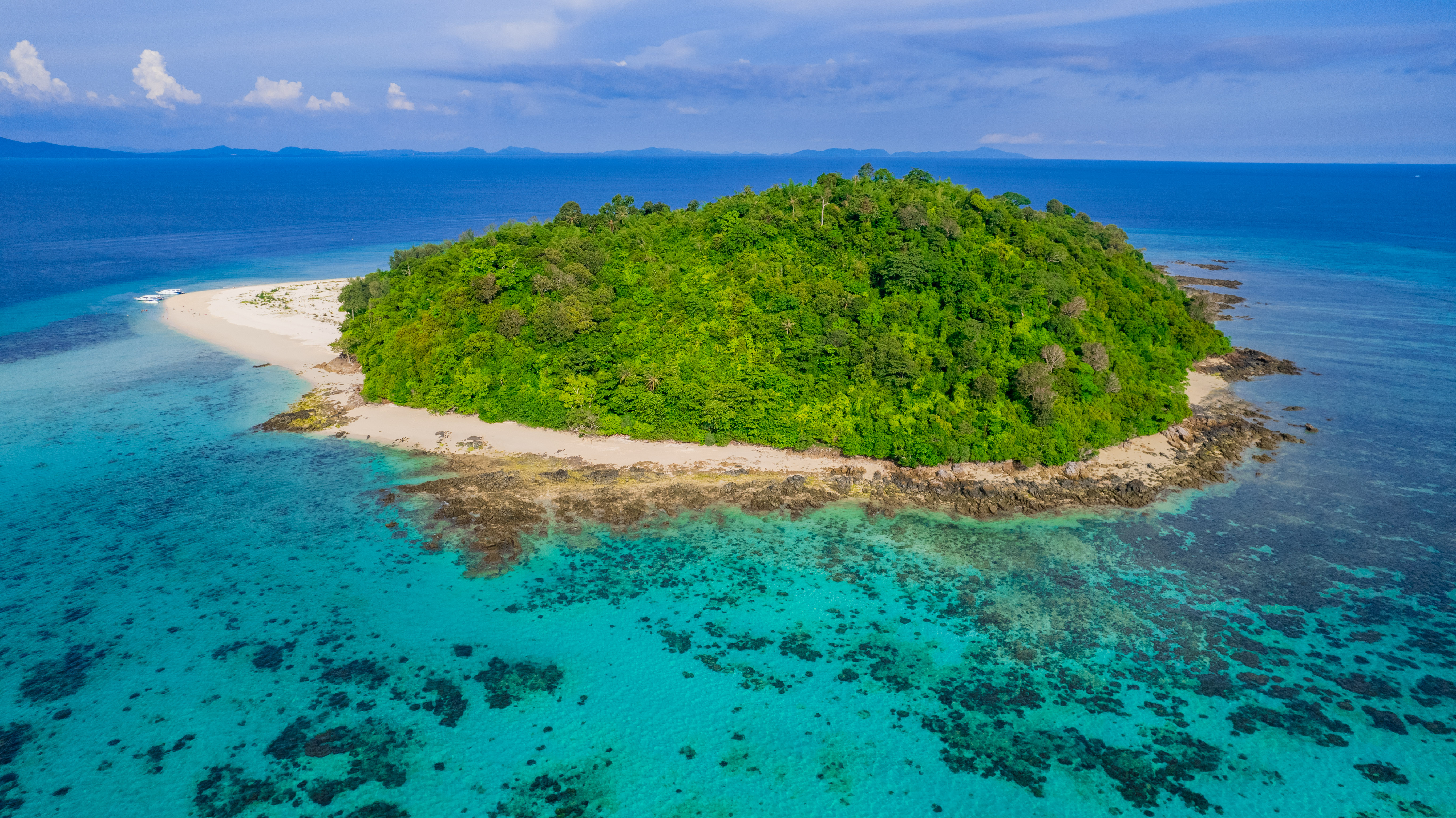 Phi Phi & Bamboo Island By Catamaran - ASP